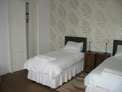 Le Voltaire Bed & Breakfast Airvault Luaran gambar